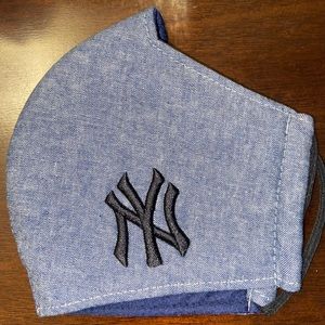 Yankees face mask